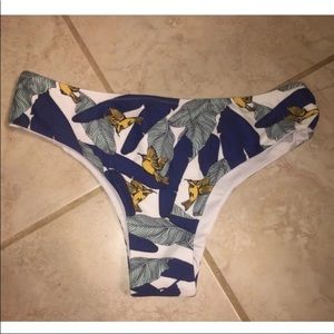 Cheeky Bikini Bottons